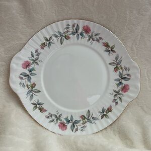 SCALLOPED HANDLED CAKE PLATES ROYAL COURT ENGLAND FINE BONE CHINA